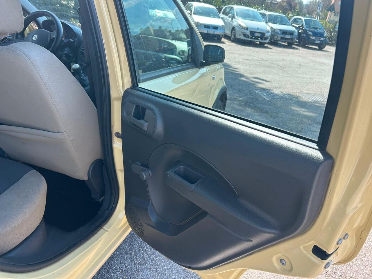 Fiat Panda 1.2 cc benzina metano motore completamente rifatto