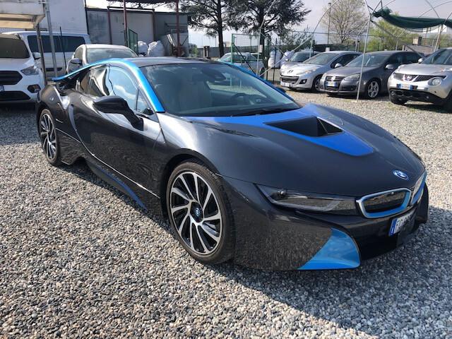 Bmw i8 BMW i8 1.5 IVA ESPOSTA