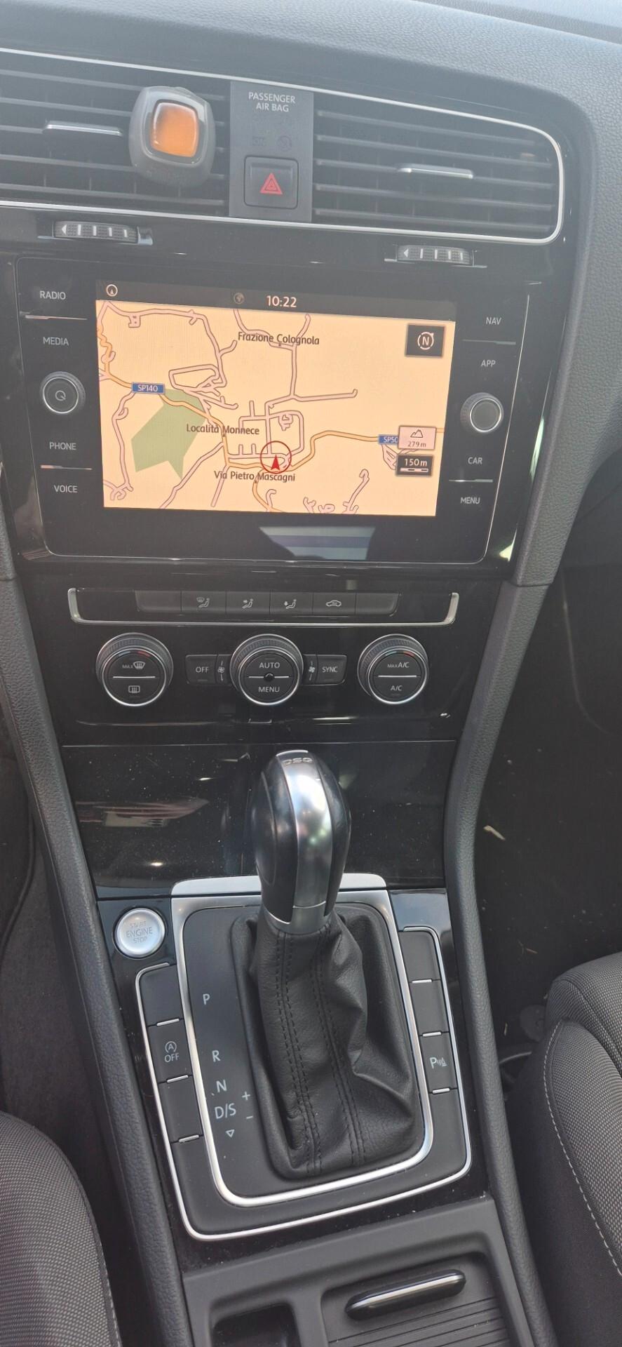 Volkswagen Golf 1.5 TGI DSG Executive LED PACK NEOPATENTATI