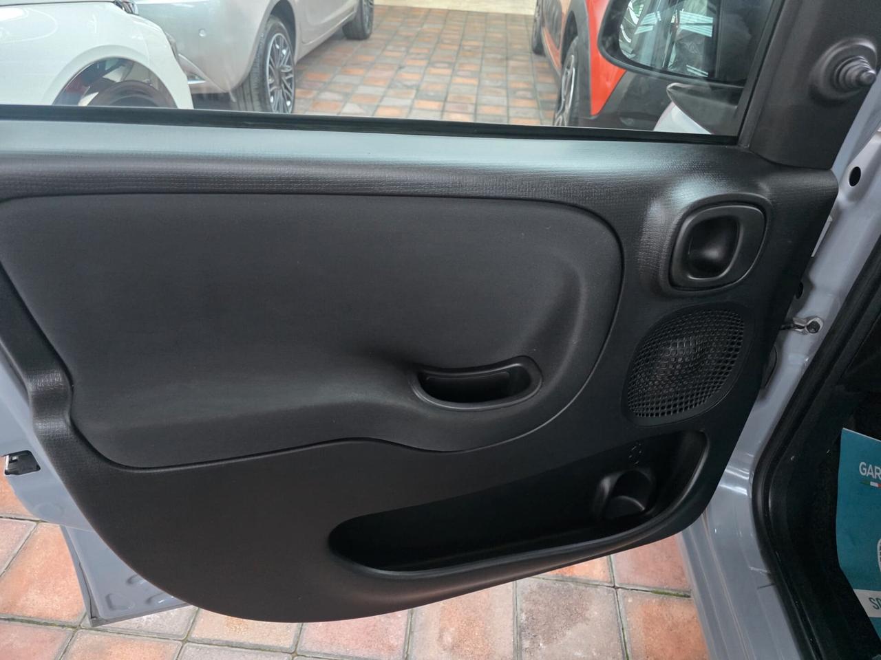 AUTO IN ARRIVO Fiat Panda 1.0 FireFly S&S Hybrid