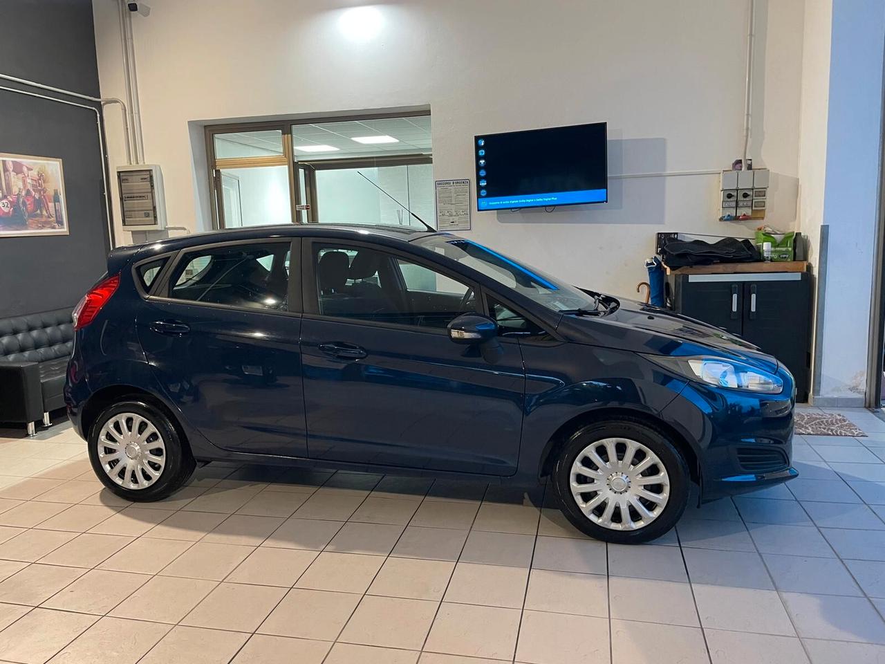 Ford Fiesta 1.4 5 porte Bz.- GPL