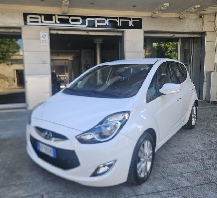 Hyundai iX20 1.4 CRDI 90 CV "XPossible NAVI + RETROCAMERA"