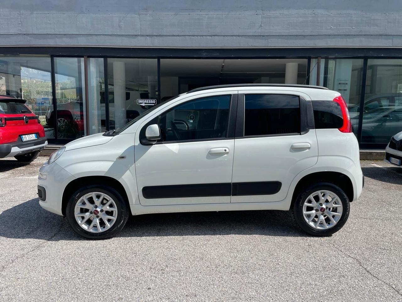 Fiat Panda 0.9 Natural Power Versione Lounge
