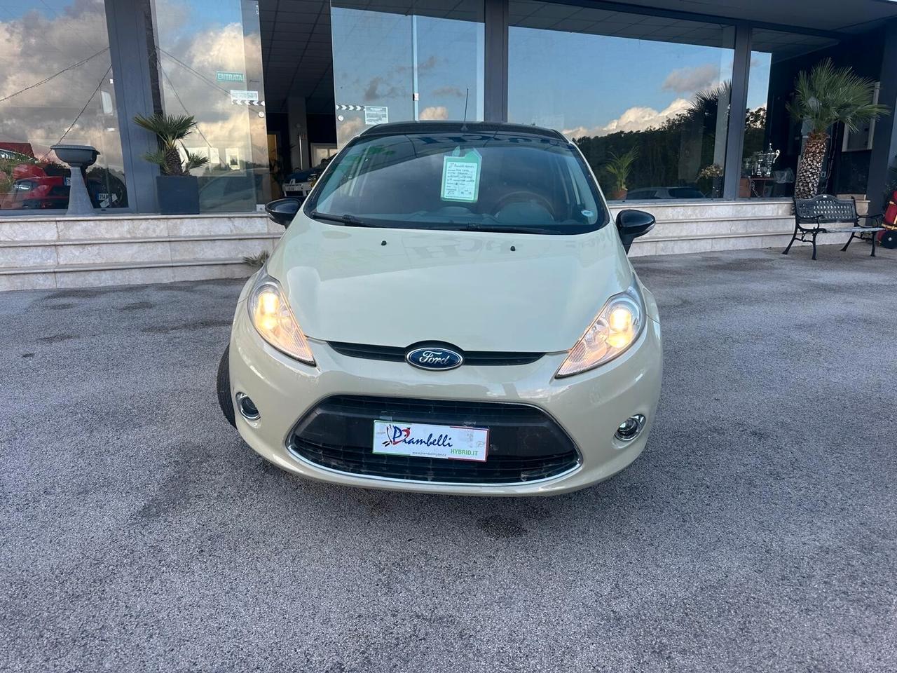 Ford Fiesta 1.4 TDCi 5p. Titanium NEOPATENTATI