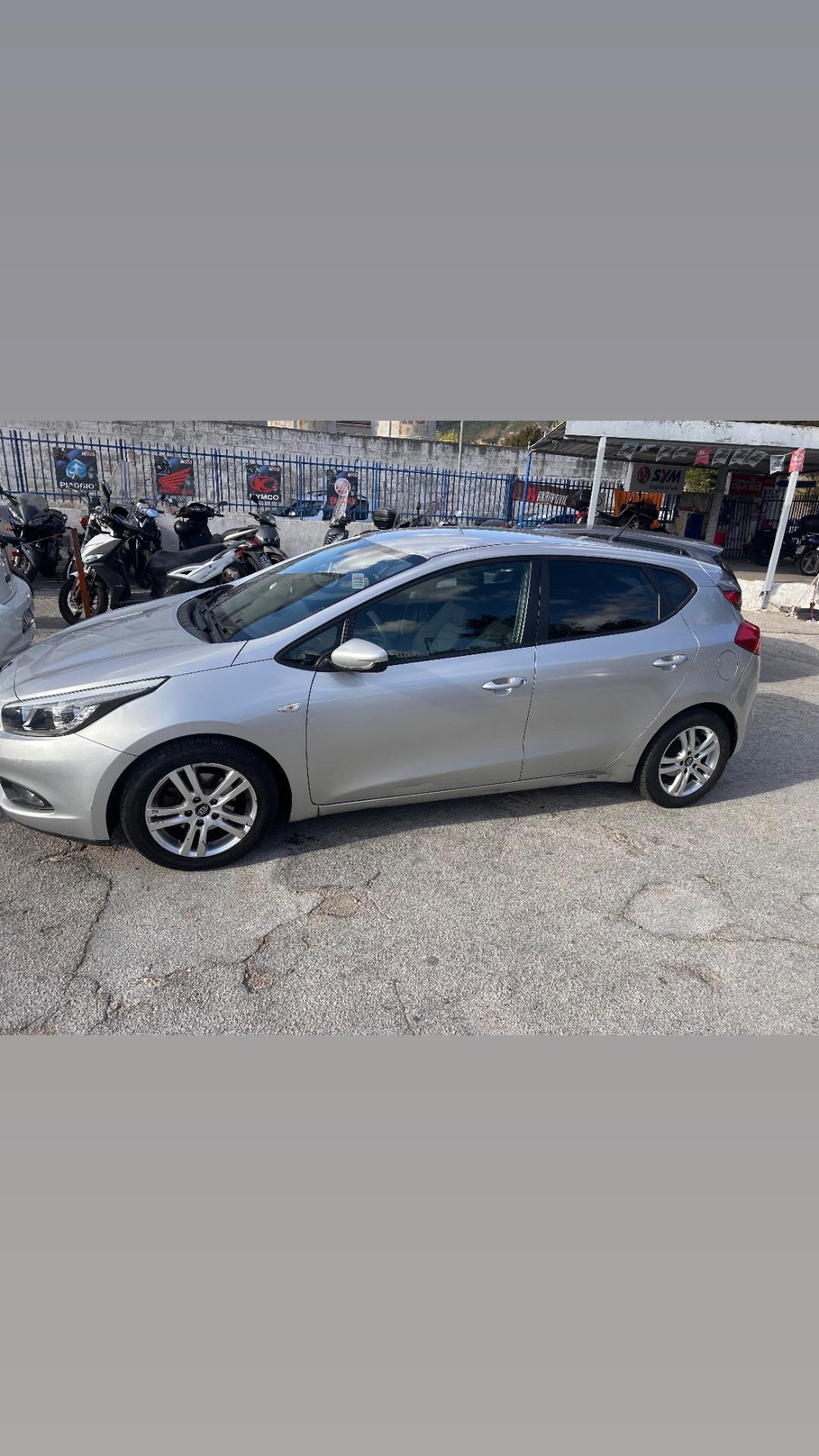 Kia Ceed cee'd 1.4 ECO GPL 5 porte Cool