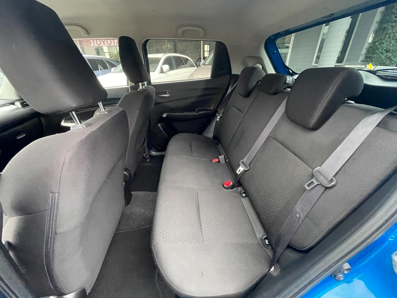 Suzuki Swift 1.2 Hybrid Top