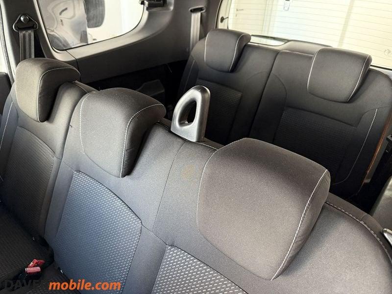 Dacia Lodgy 1.5 dCi 8V 110CV Start&Stop 7 posti Lauréate