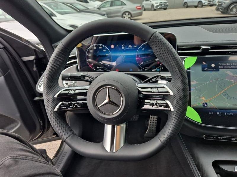 Mercedes-Benz Classe E 220d Berlina AMG Line Premium