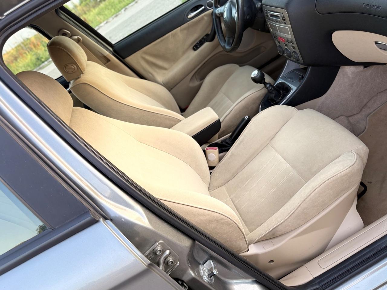 Alfa Romeo 147 1.9 JTD 120 CV5P Distinctive IN ORDINE