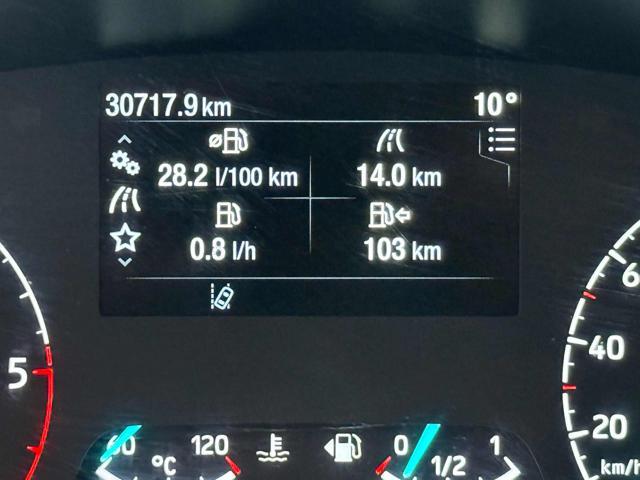 FORD Transit Custom 320 2.0 150 PC-TN Nugget Titanium