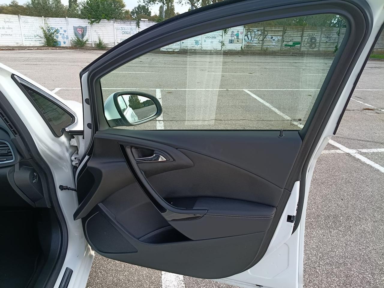 Opel Astra Cosmo 1.6 CDTI #50878