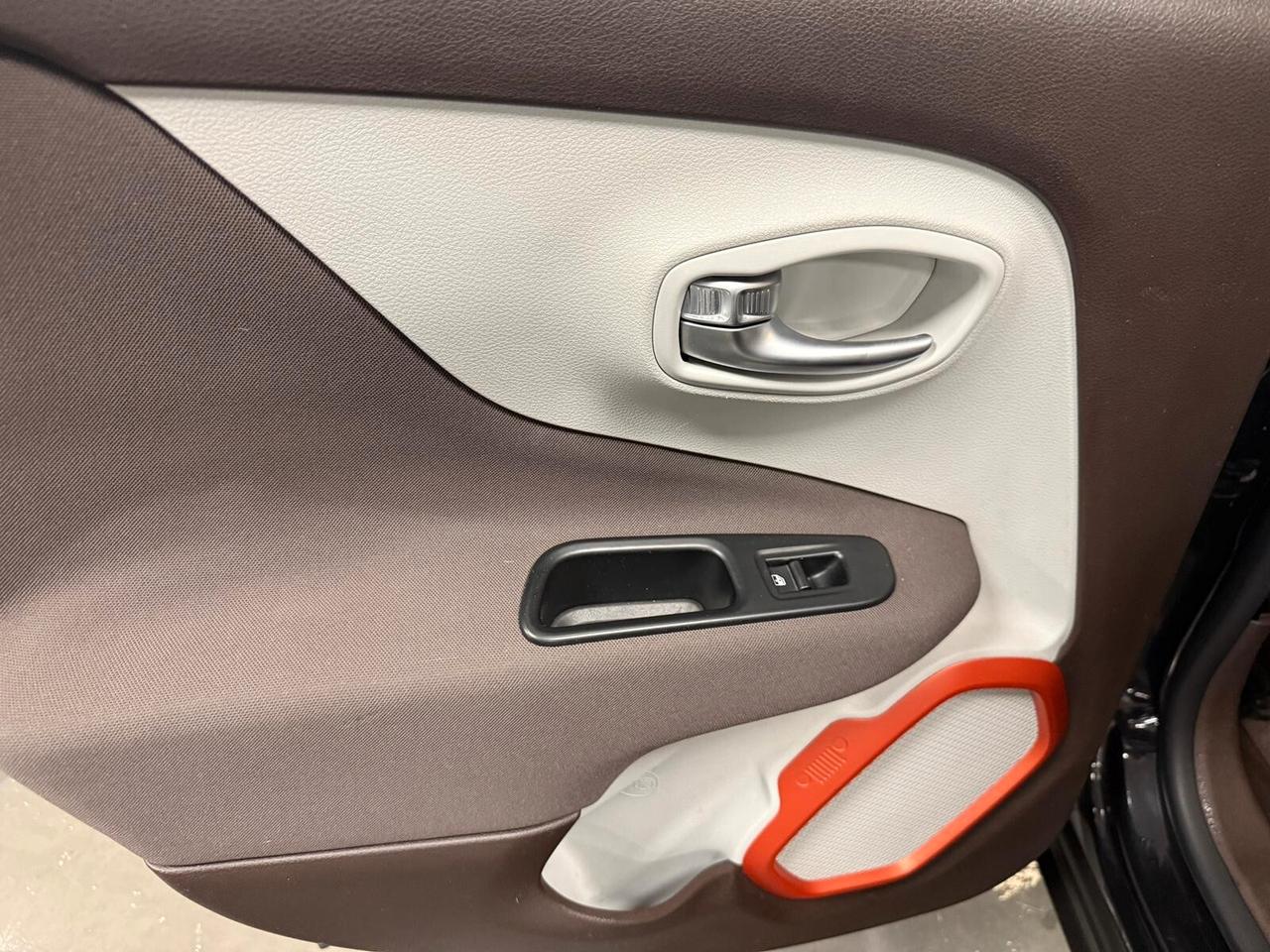 Jeep Renegade 1.6 Mjt 120 CV Longitude