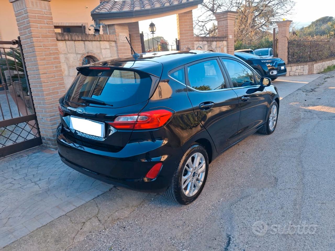 Ford Fiesta 1.1 75 CV 5 porte Titanium CAMERA CERCHI APPLE CAR PLAY LED MULTIFUNZIONE BLUETOOTH PDC