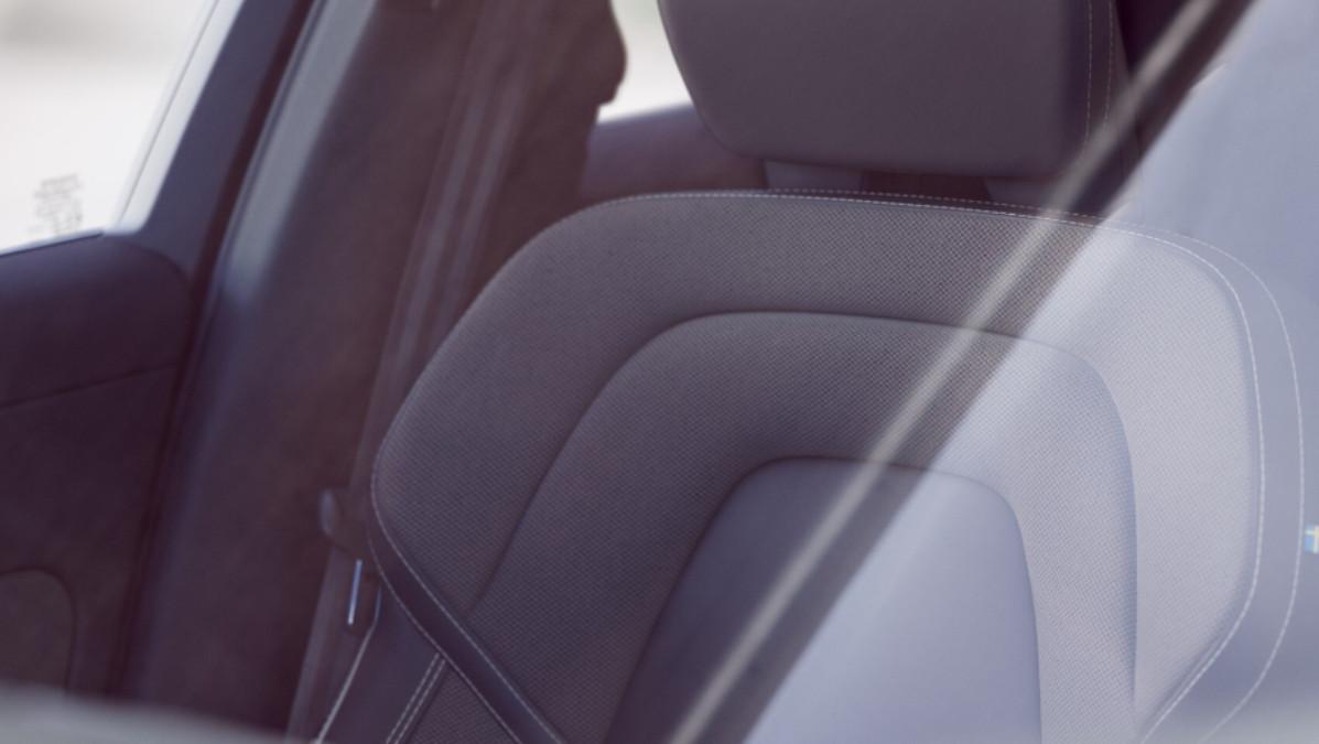VOLVO Xc60 T8 Recharge Plug-In Hybrid Awd Aut. Ultimate Dark