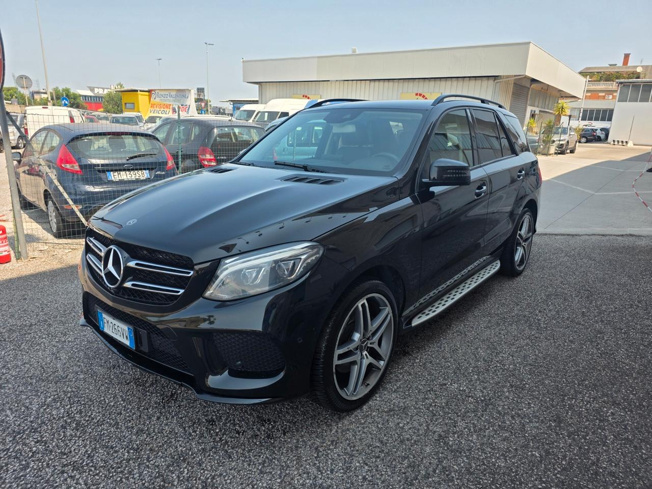 Mercedes-benz GLE 250 premium strafulll pedane pelle