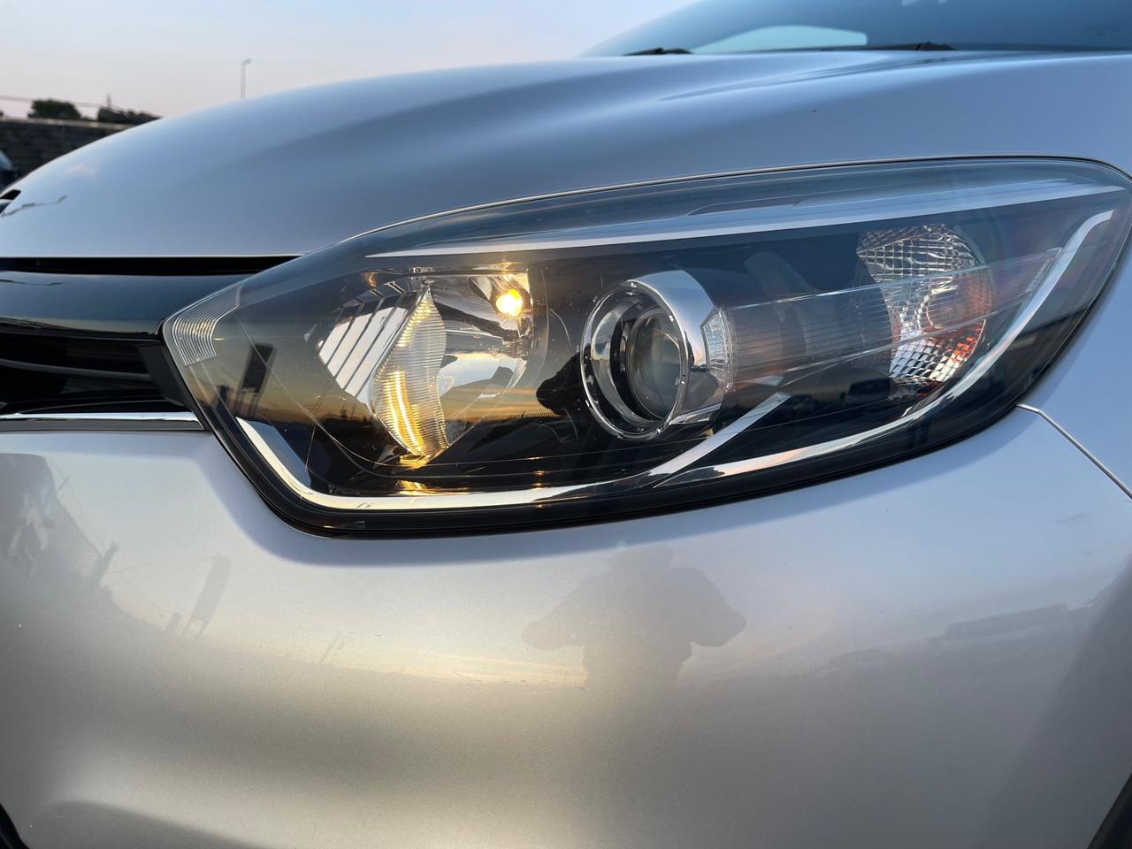 RENAULT CAPTUR 1.5 DCI 90 EDC RLINK FULL BICOLOR