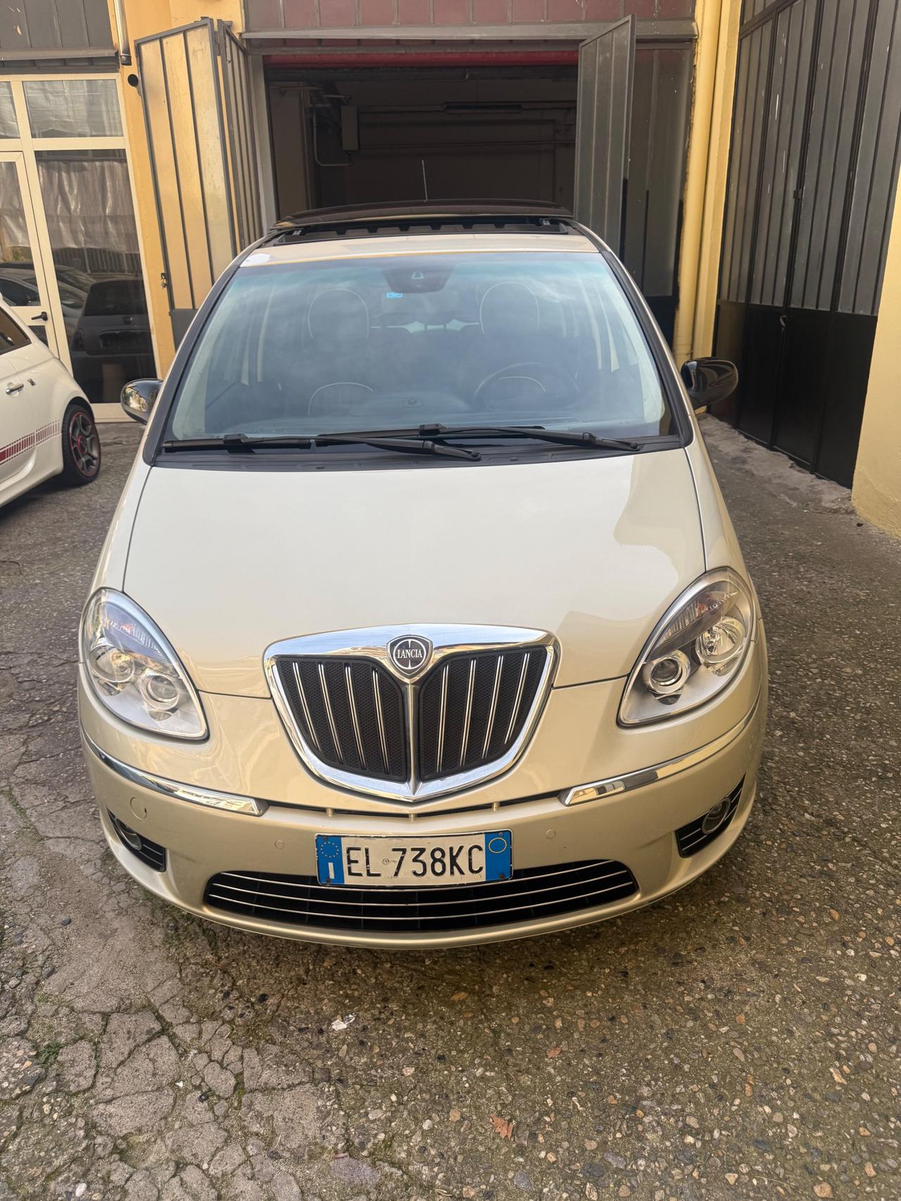 Lancia Musa 1.4 16v GPL 5th Avenue dfn