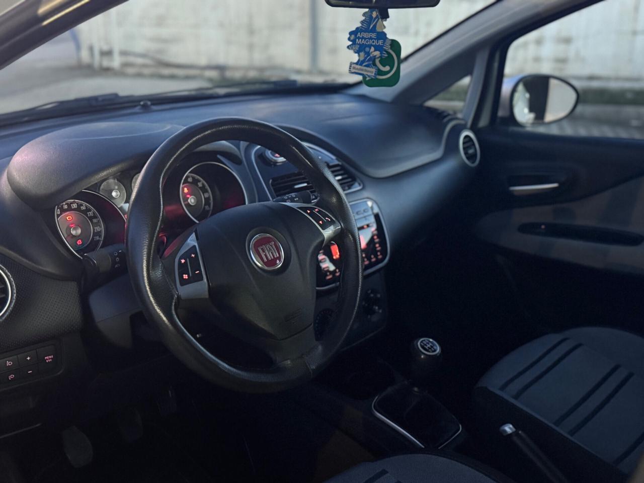 Fiat Punto Evo 1.3 Mjt 95 CV DPF 5 porte S&S Dualogic Sport