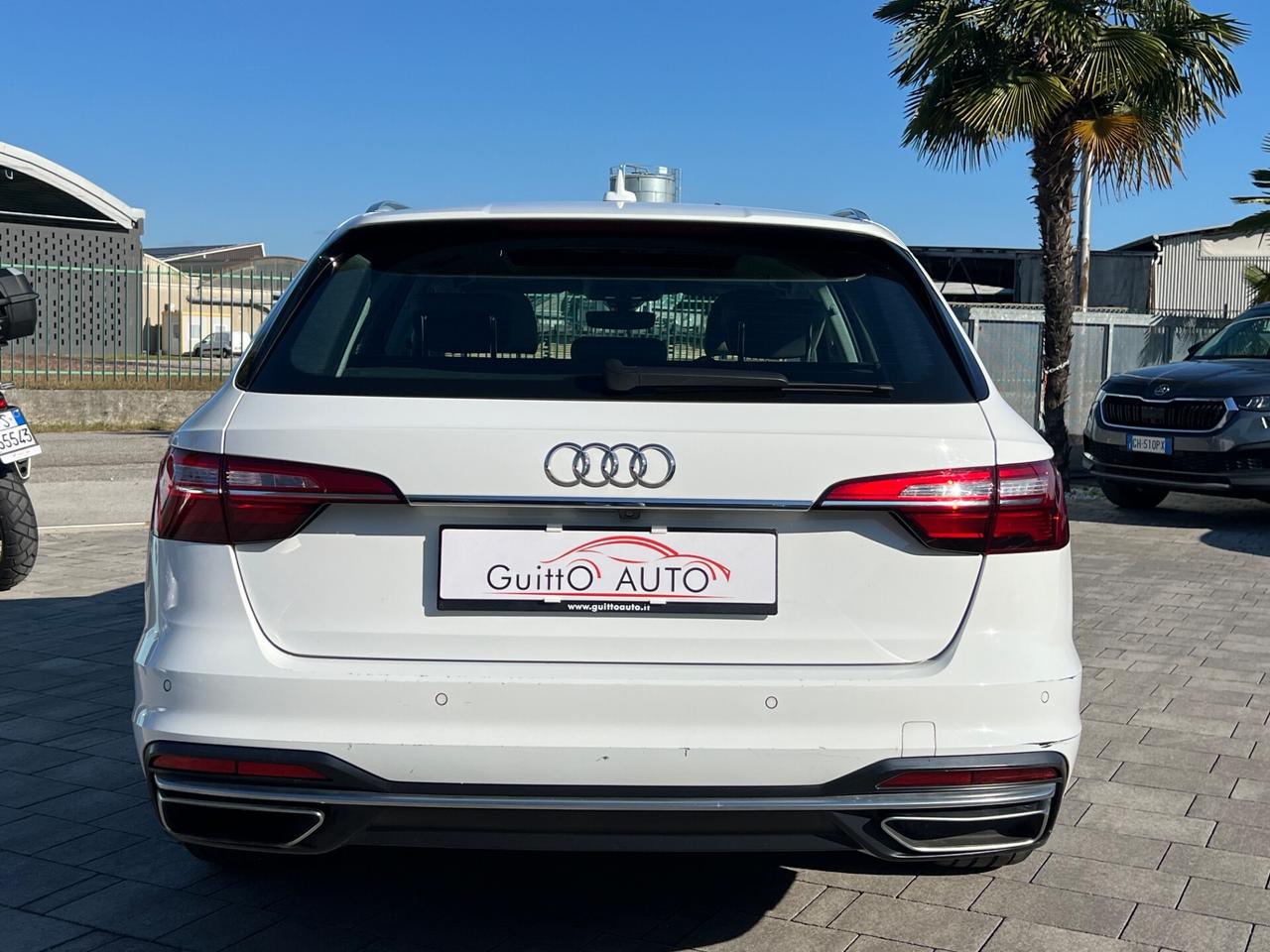 Audi A4 Avant 40 TDI S tronic Business Advanced