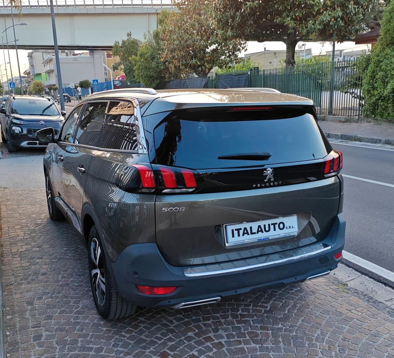 Peugeot 5008 BlueHDi 130 S&S EAT8 Allure Pack 7 POSTI
