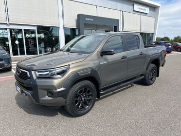 Toyota Hilux 2.4 D-4D A/T 4WD 4 porte Double Cab Invincible IVA ESPOSTA COMPRESA