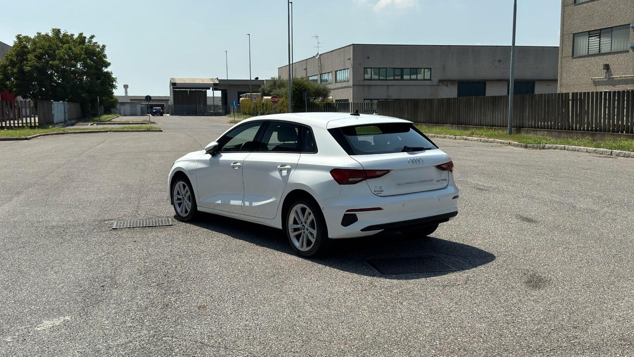 Audi A3 Sportback 40 TFSI e S-Tronic Business