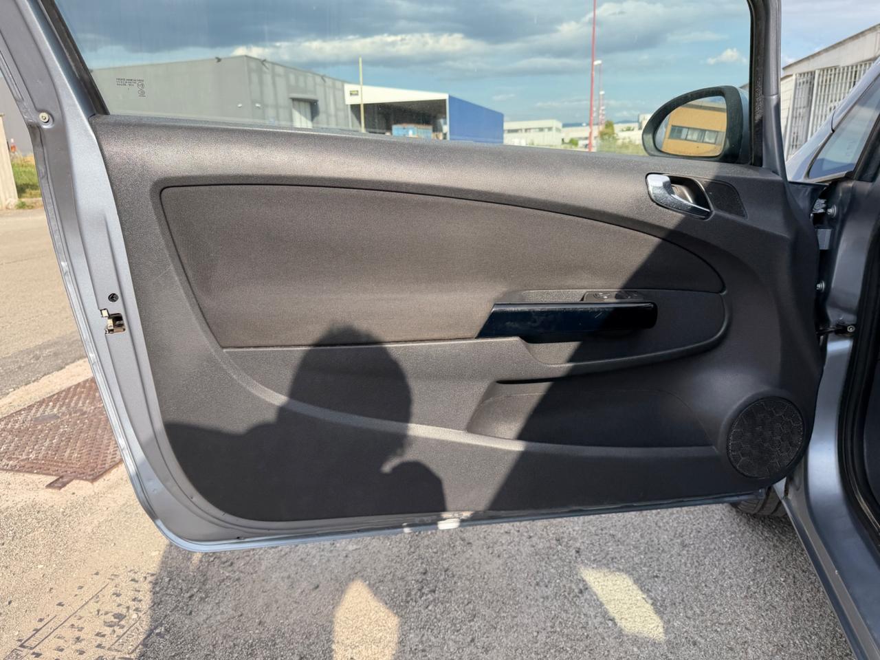 Opel Corsa 1.2 3 porte