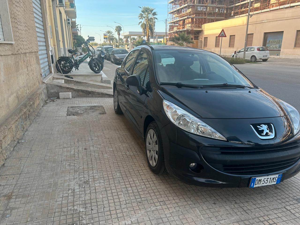 Peugeot 207 1.4 HDi 70CV 5p. ONE Line