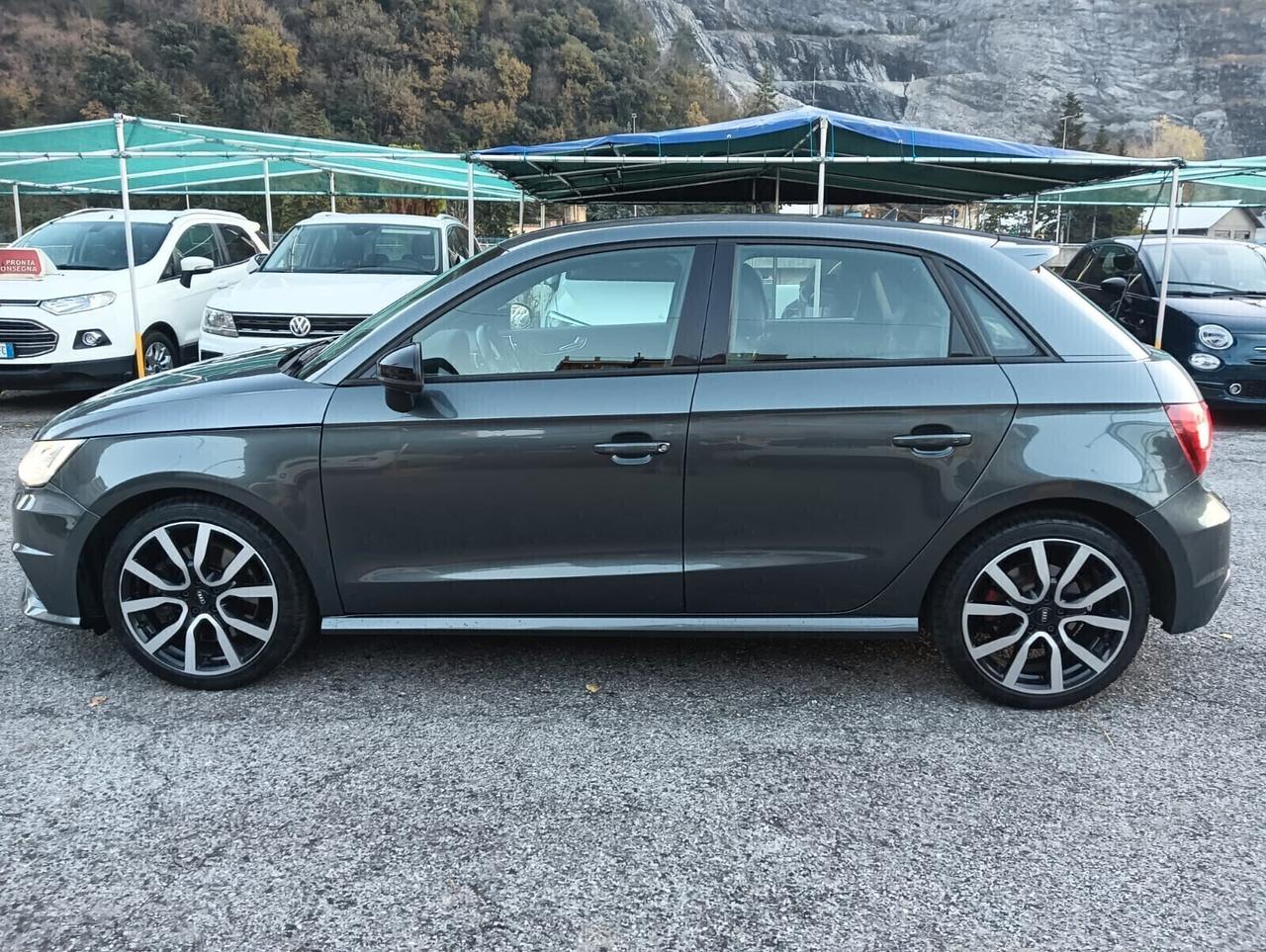 Audi A1 S1 2.0 TFSI quattro