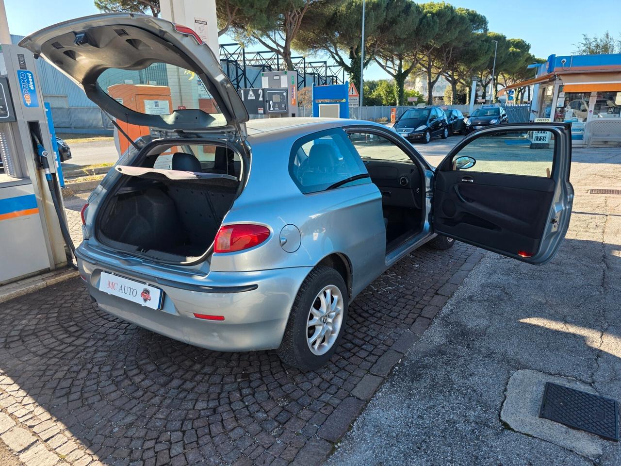 Alfa Romeo 147 1.9 JTD (115 CV) cat 3p. Distinctive