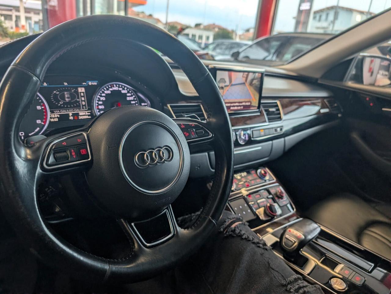 Audi A8 3.0 TDI 262 CV ultra quattro tiptronic