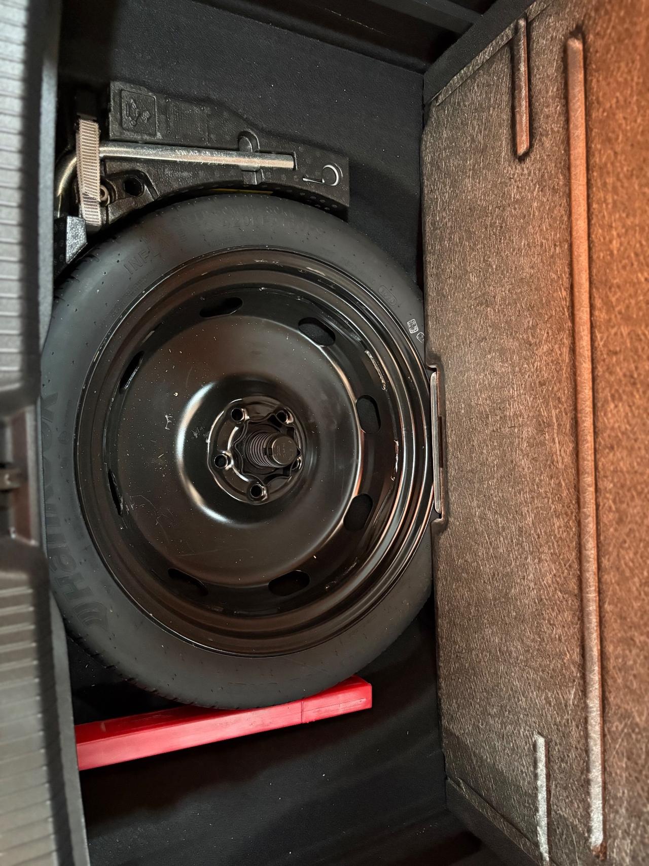 Volkswagen Golf 1.0 110 cv TSI EVO Life permute finanziamenti