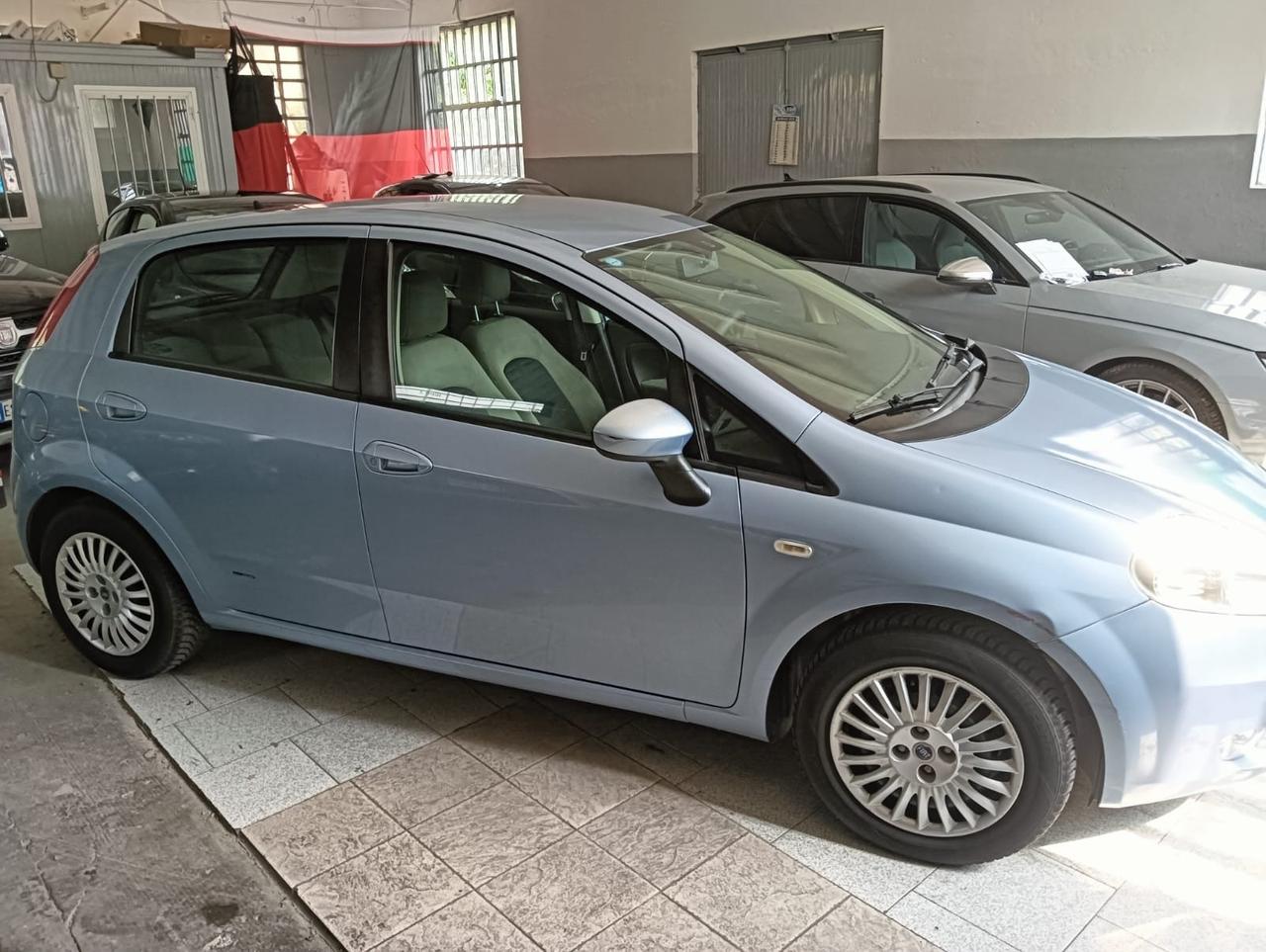 Fiat Grande Punto Grande Punto 1.3 MJT 75 CV 5 porte Active