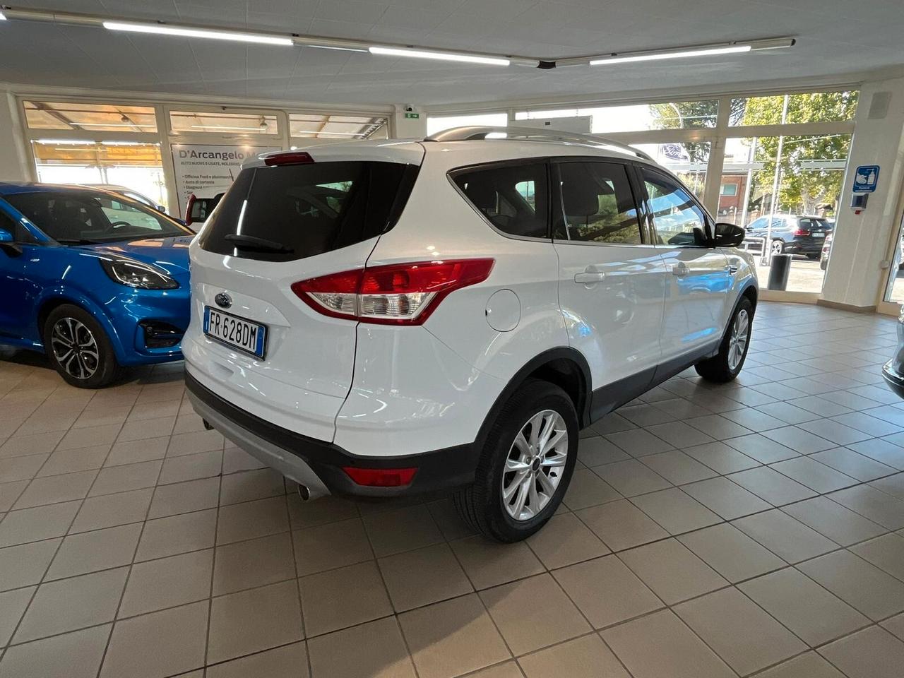 Ford Kuga 2.0 TDCI 150 CV S&S 4WD Powershift Titanium