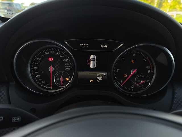 Mercedes-Benz A 180 A 180 d Automatic Sport