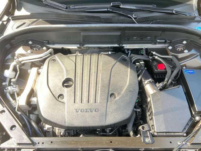 VOLVO XC60 2.0 b4 Plus Bright AuTo