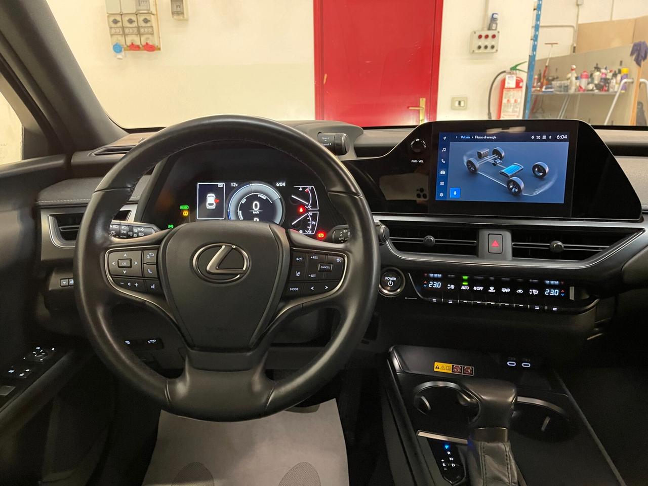 Lexus UX 250h Design F Sport cvt c.auto-LEGGI SOTTO