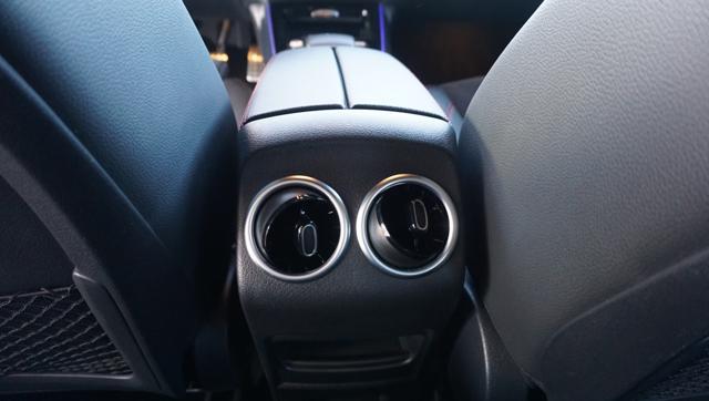 MERCEDES-BENZ B 180 d Automatic Premium