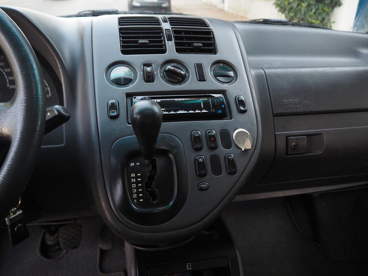 Mercedes-benz V 220 CDI •7 Posti•