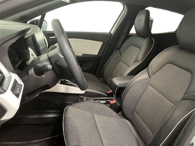 RENAULT Clio 5 Porte 1.6 E-Tech full hybrid 145cv Techno A