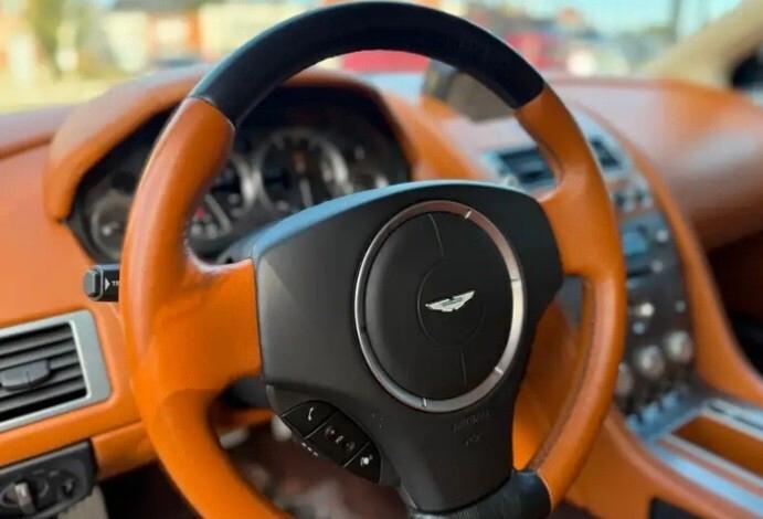 Aston Martin DB SPETTACOLARE DB9 Volante Touchtronic cabrio garanzia