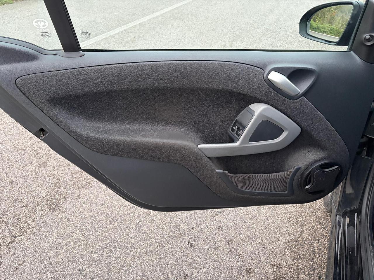 Smart ForTwo 1.0 MHD 71CV coupé pulse