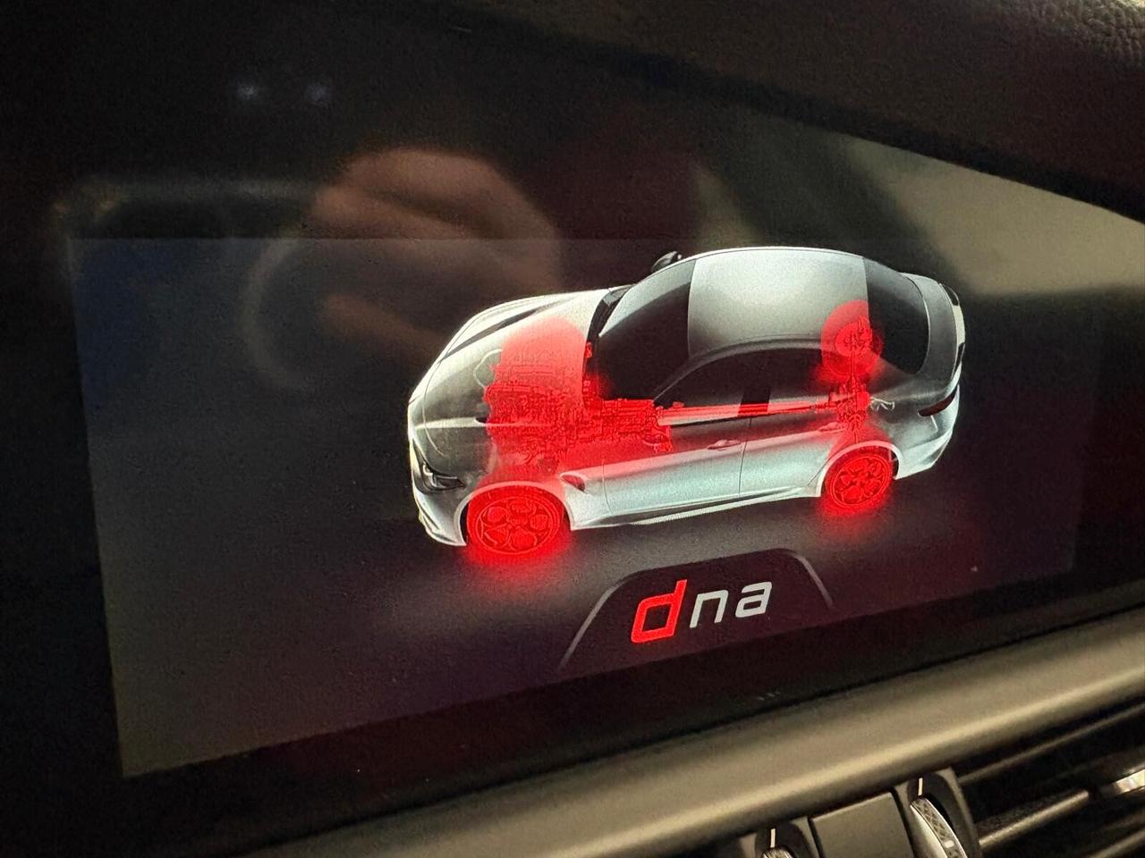 Alfa Romeo Giulia VELOCE 2.2 Turbodiesel AT8 AWD Q4