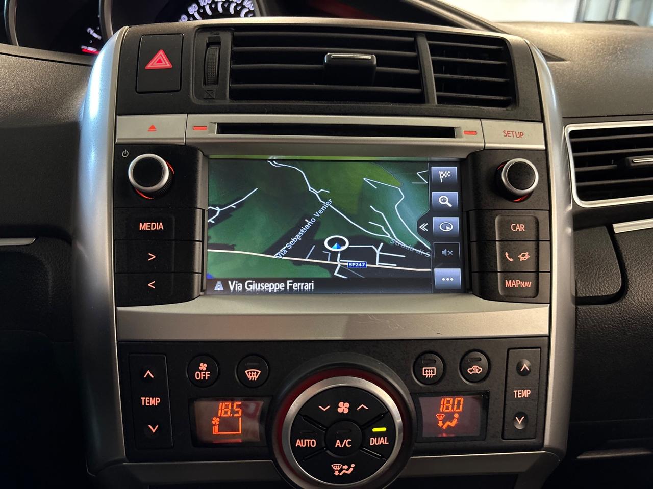 Toyota Verso 1.6 D-4D | 7 POSTI |