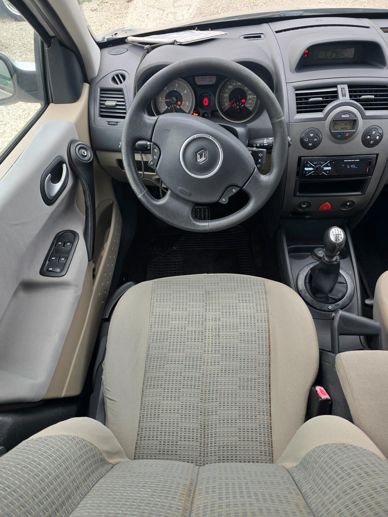 Renault Megane megan