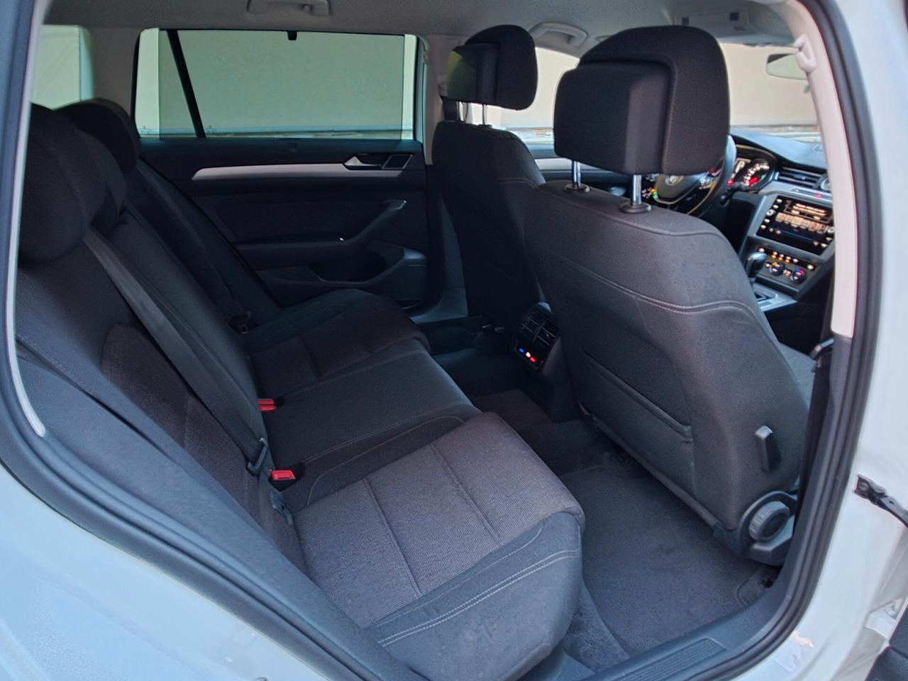 Volkswagen Passat Variant 2.0 TDI DSG Executive BlueMotion Tech.