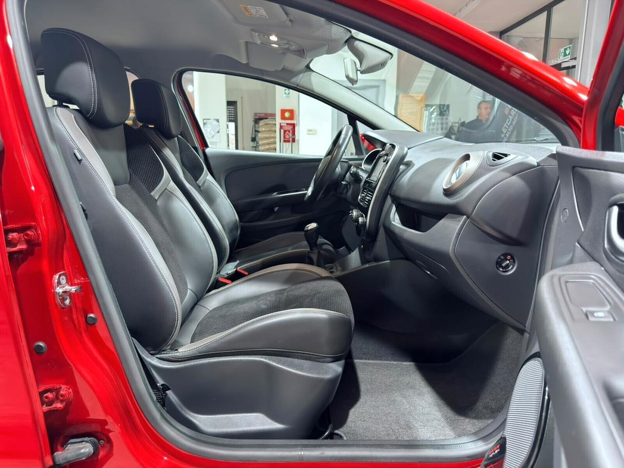 RENAULT CLIO 1.5DCI 90CV 5P - UNICOPROPRIETARIO