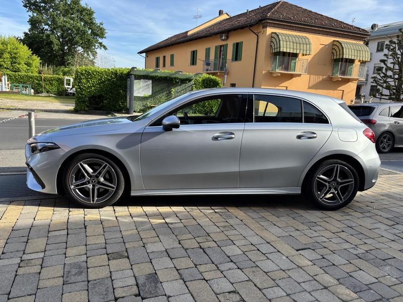 Mercedes A 180 AMG Line Premium DCT LED-NAVI-18"