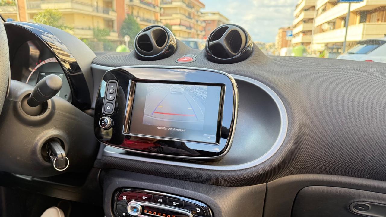 Smart ForTwo 90 0.9 T twinamic cabrio Prime LED NAVI KAMERA CERCHI 16 PACK SPORT