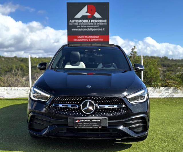 MERCEDES-BENZ GLA 200 d Premium AMG (Night Pack/Tetto Pan./Full Led)